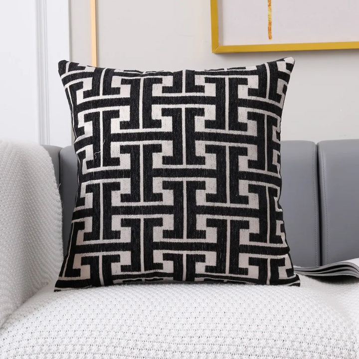 Serenité Luxe Cushion Cover - Striped Cushion Cover for a Warm Home Kalsten