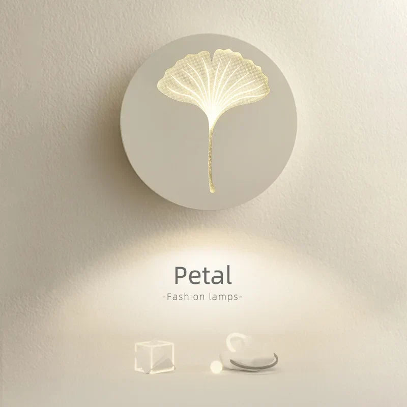 Modern minimalist LED wall light | Noxord