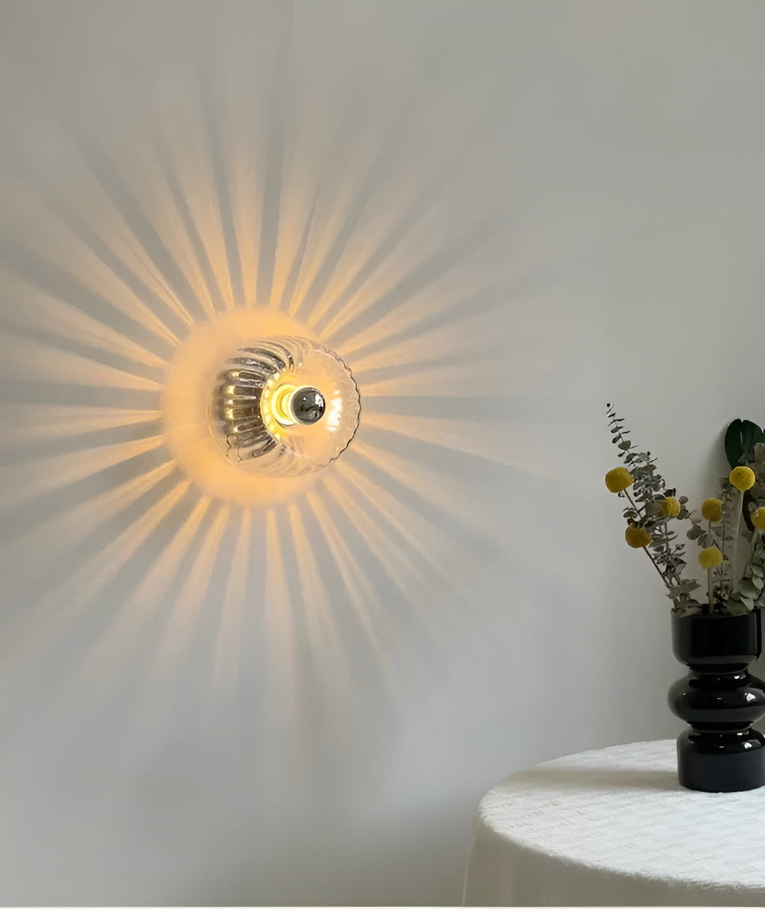 ScandiElegance Wall Lamp – Modern Glass Lighting with Bauhaus Charm Noxord