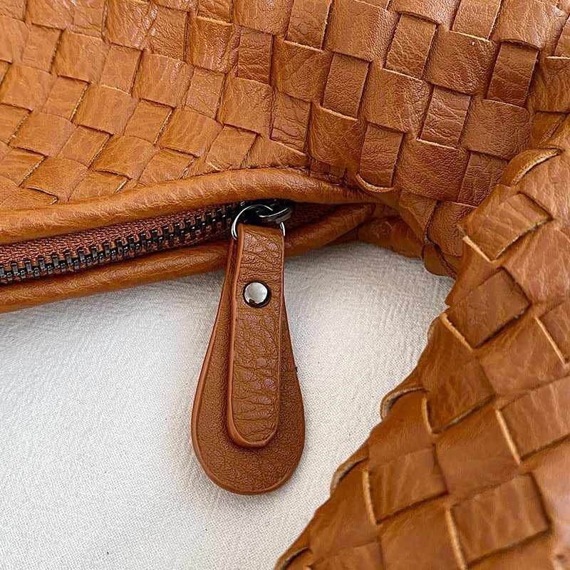 Kalsten | Elegant Leather Shoulder Bag