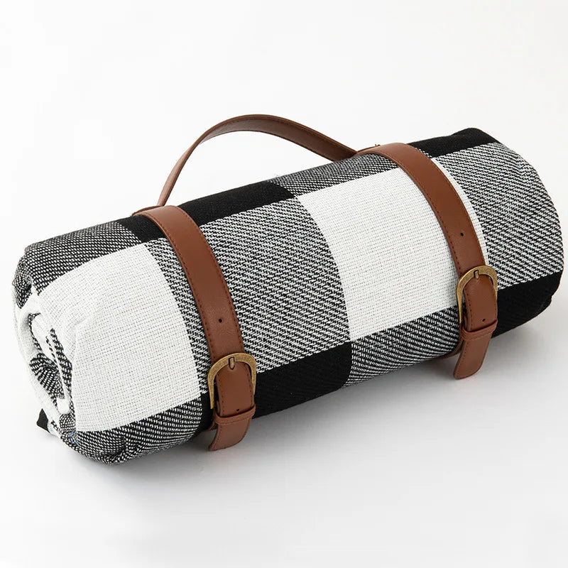 Picnic blanket waterproof with leather carrying strap | Kalsten