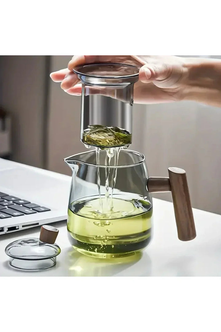 Kalsten | Wood Handle Glass Teapot