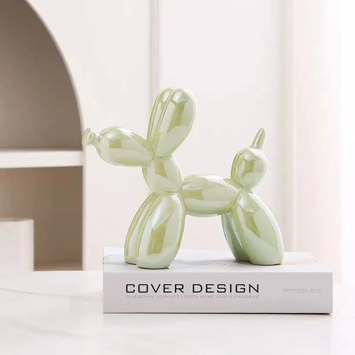 Kalsten | – Small dog sculpture made of balloons
