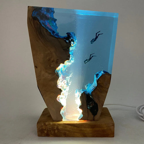 OceanGlow Luxe Illuminating Table Lamp – Serene Epoxy Resin with USB Charging Noxord