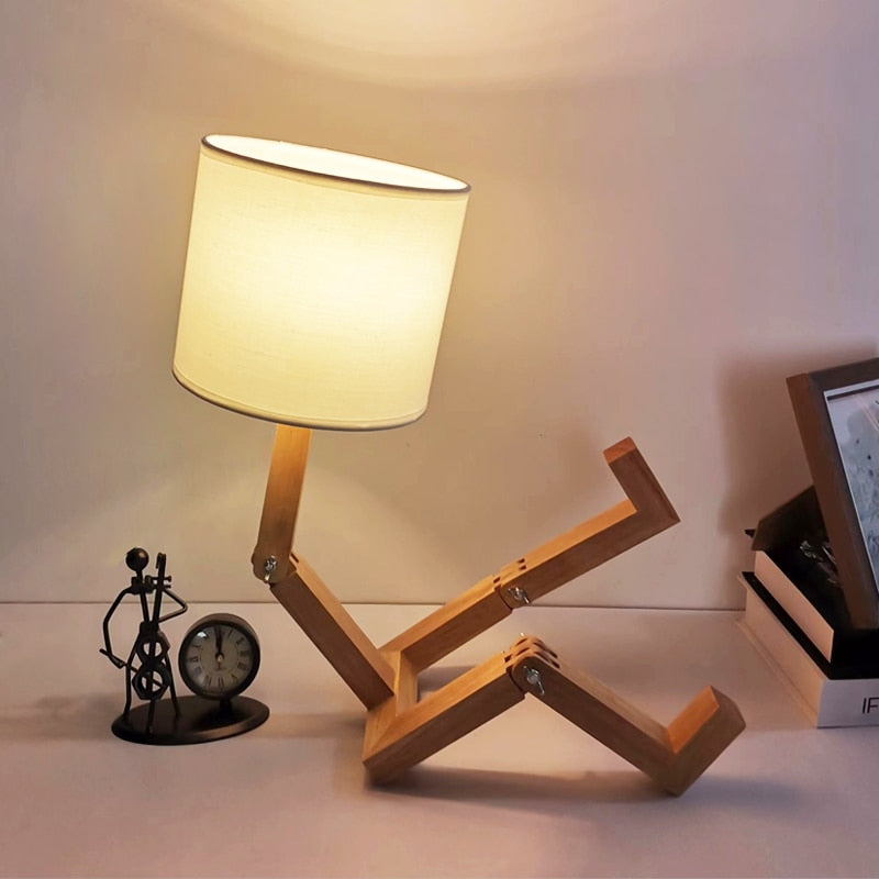 Robot Form Wood Table Lamp | Kalsten
