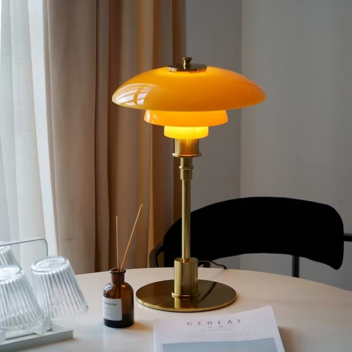 Danish designer lamp - Dimmable table lamp | Kalsten