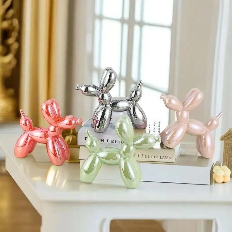 Kalsten | – Small dog sculpture made of balloons