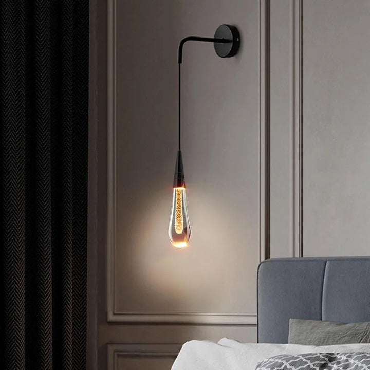 Elegant Wall Lamp with Sparkling Crystal Drops | Kalsten