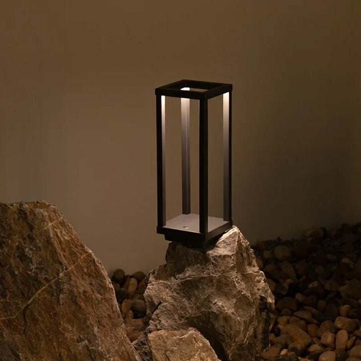 Wireless table lamp with rechargeable battery | Kalsten