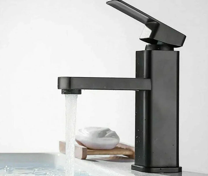 Luxury RETHME Basin Tap - with Stylish Water Flow Noxord