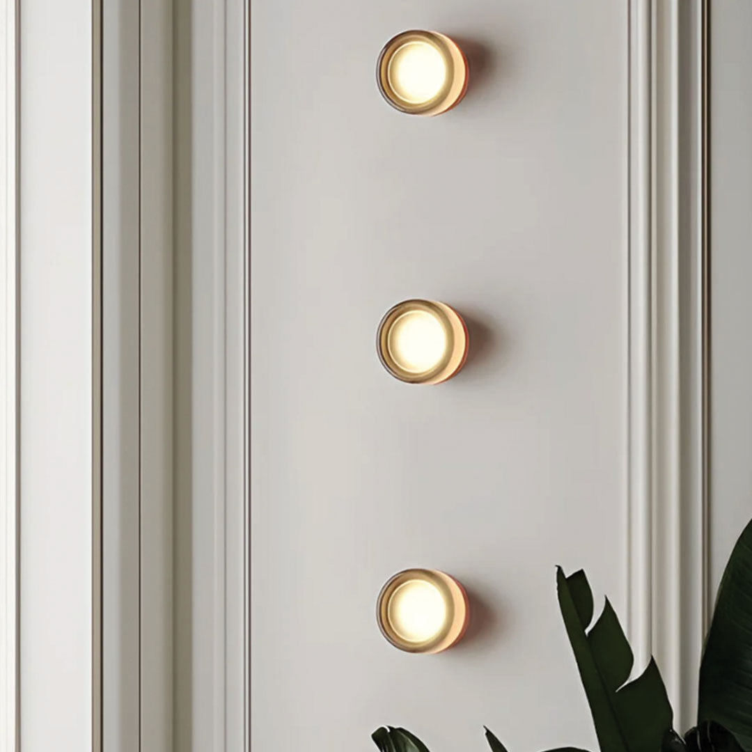 DimpleGlow Wall Lamp – Sleek Modern Interior