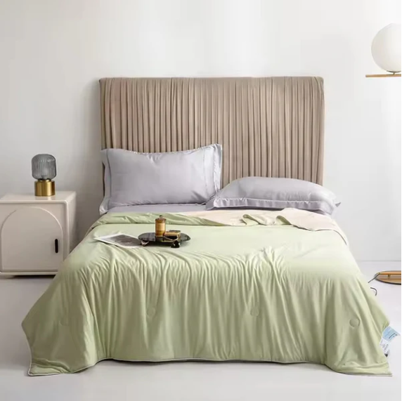 Cooling Blanket for Hot Sleepers, Moisture-Wicking and Breathable Fabric | Kalsten