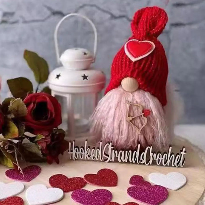 Cute Handmade Gnomes for Festive Ambiences Noxord