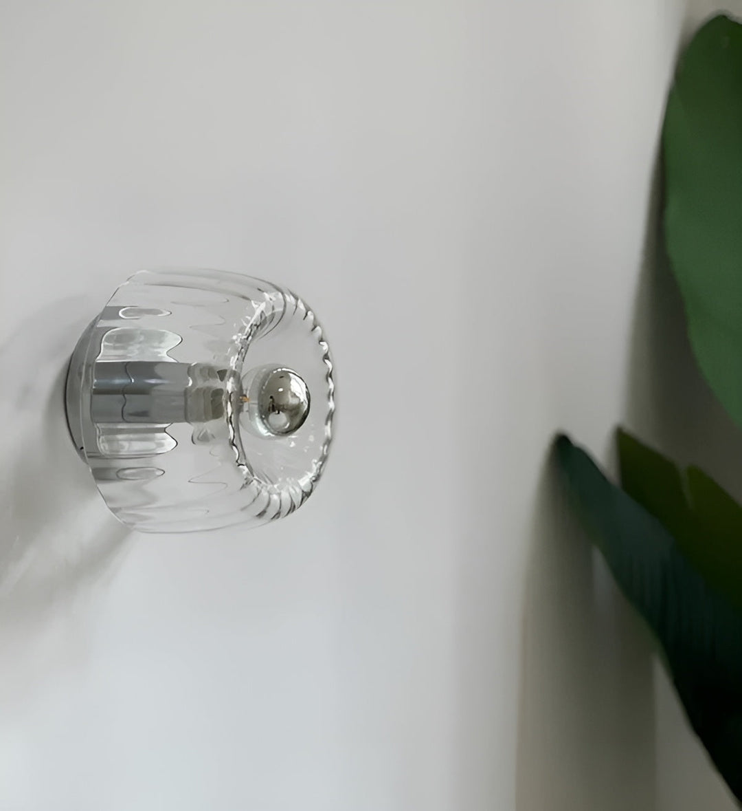 ScandiElegance Wall Lamp – Modern Glass Lighting with Bauhaus Charm Noxord