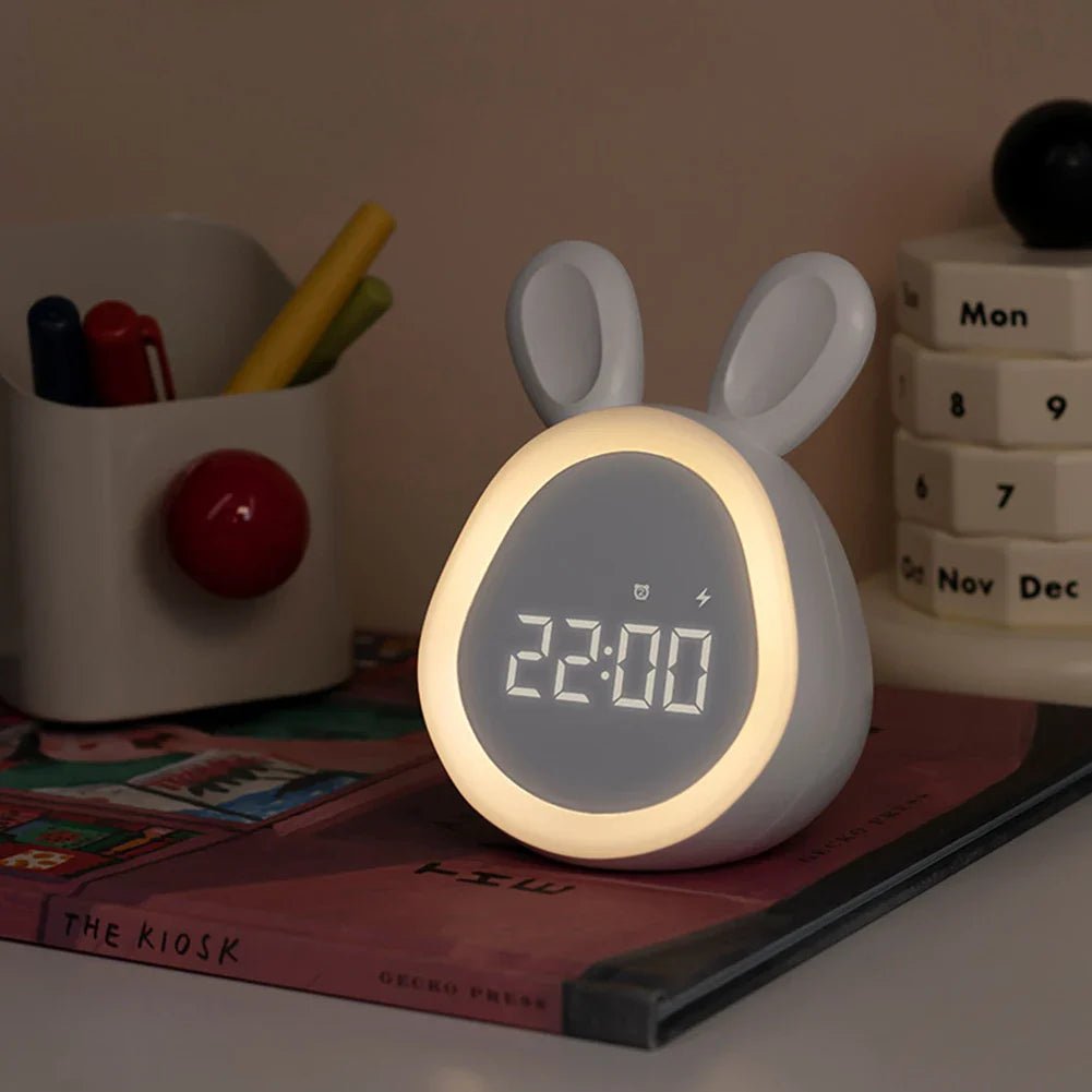 WakkerKonijn – Children's alarm clock with LED night light and playful bunny design | Kalsten
