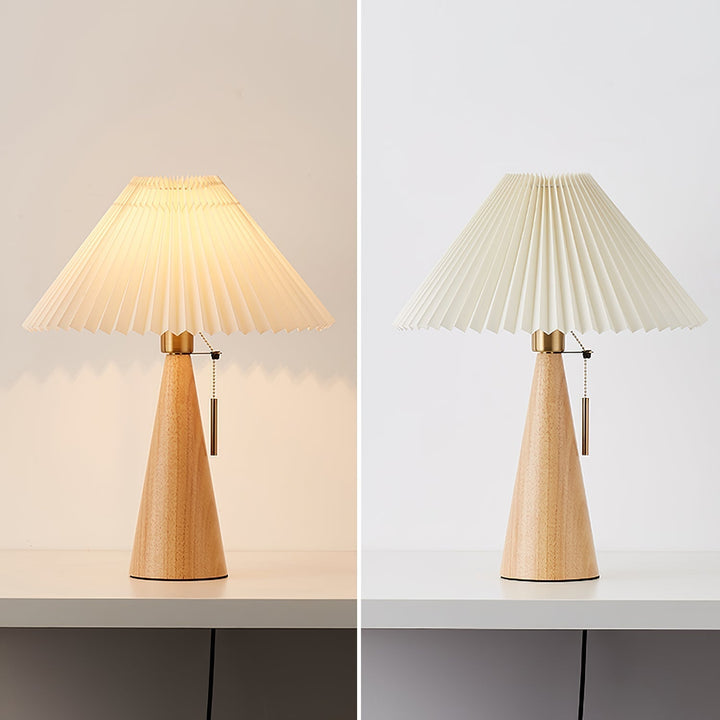 AntiqueRadiance – Elegant Wood and Metal Table Lamp | Noxord