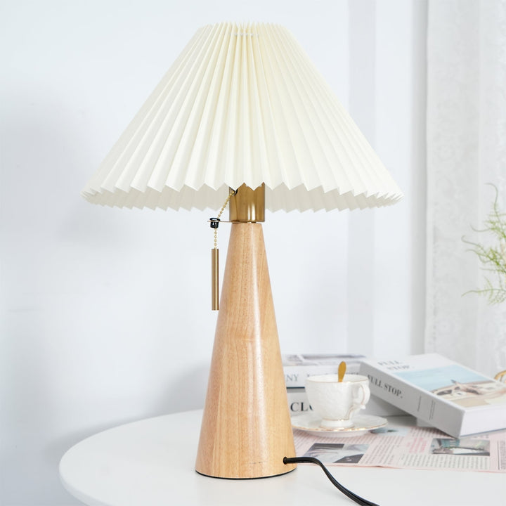 AntiqueRadiance – Elegant Wood and Metal Table Lamp | Noxord