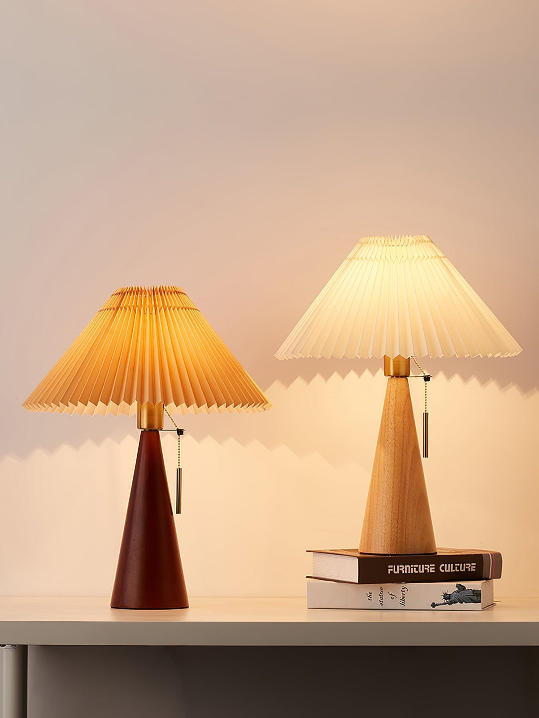 AntiqueRadiance – Elegant Wood and Metal Table Lamp | Noxord