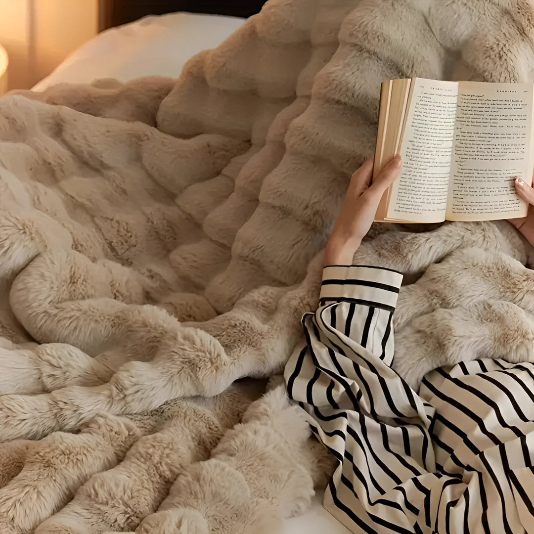 Kalsten | Faux Fur Chunky Knit Duvet Cover Throw
