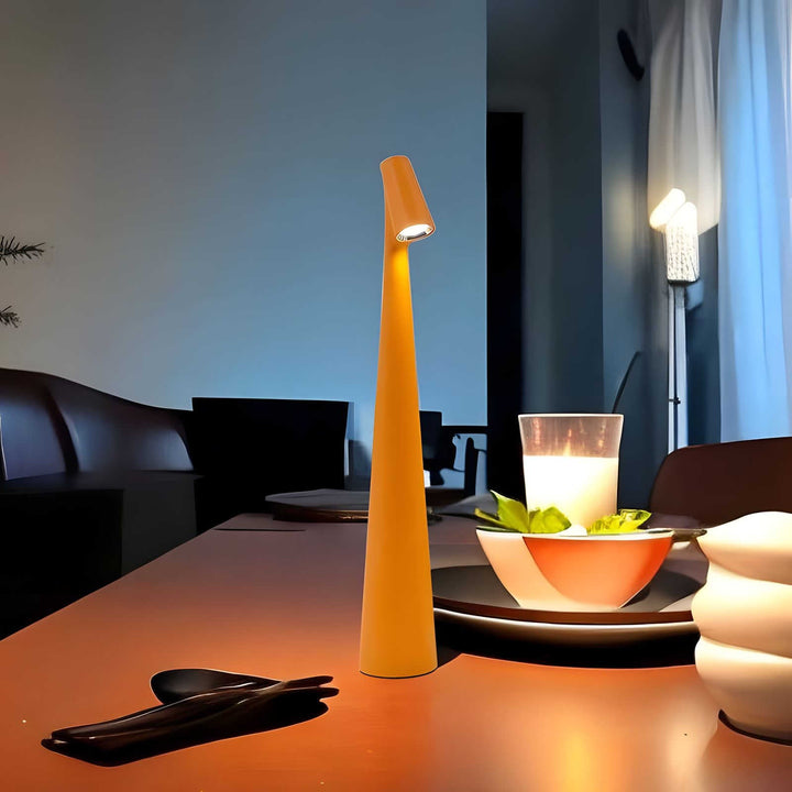 LunaSlim – Elegant Wireless Table Lamp with Adjustable Lighting Kalsten