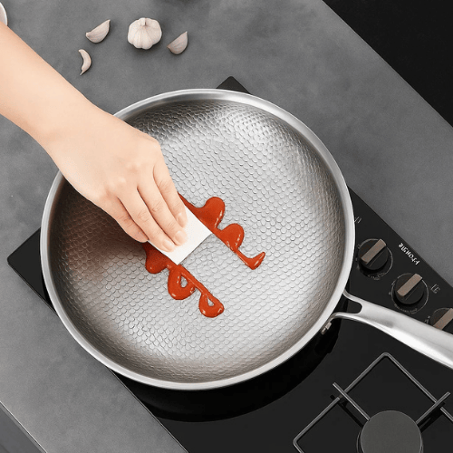 Titanpan – Forged Titanium Frying Pan Without Coating, Scratch Resistant and Heat Resistant | Kalsten