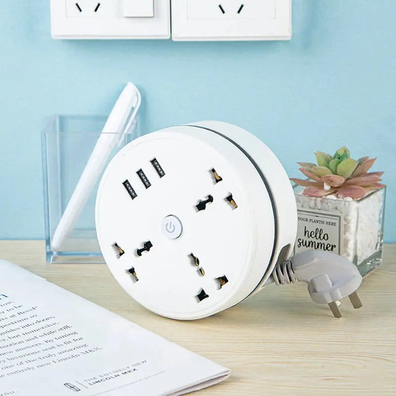 Kalsten | Universal power strip with retractable cable & USB ports