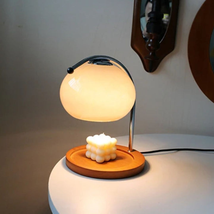 Alyssa Retro Glass Table Lamp | Kalsten