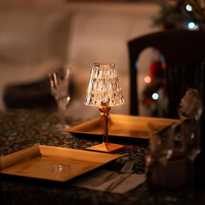 CrystalLuxe Table Lamp - Elegant Crystal Table Lighting Kalsten