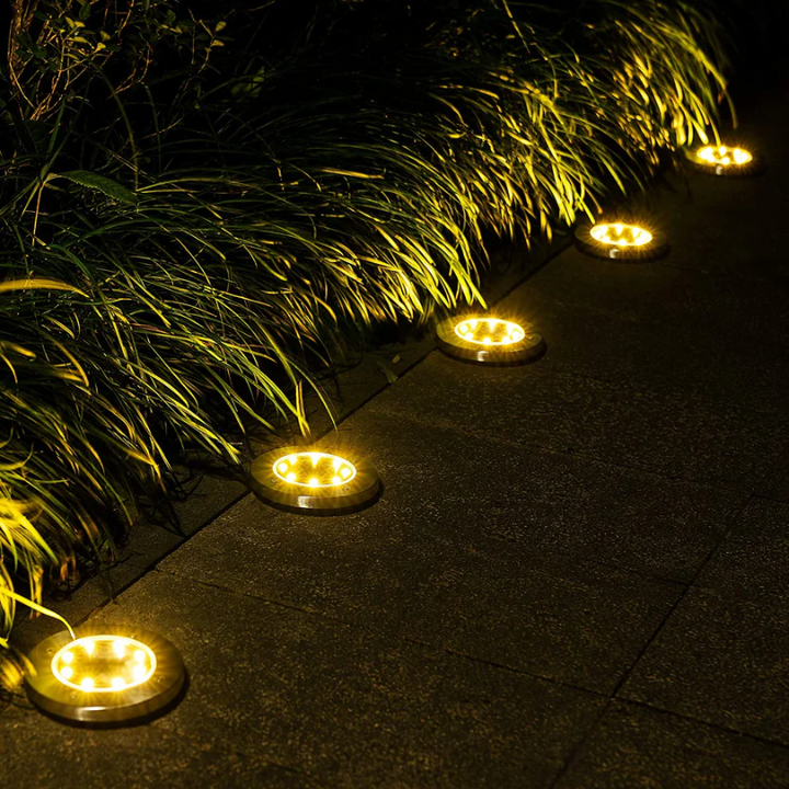 EcoGlow Solar Lamp - Sustainable Rechargeable Outdoor Lighting | Kalsten