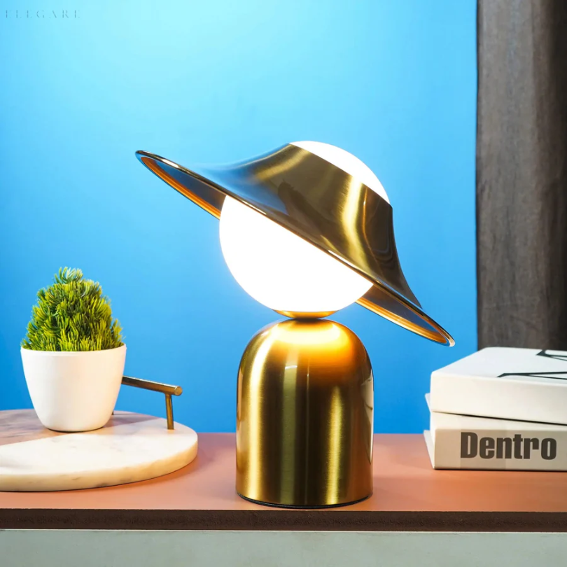 GoldAura Table Lamp - Elegant Golden Lighting for Home Kalsten