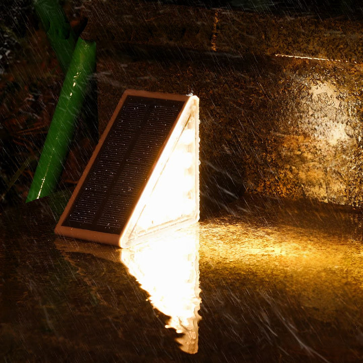 Solar-Powered Stair Lighting - SoluStep | Kalsten