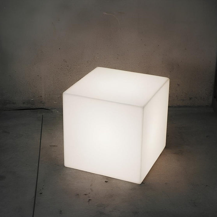 CubeAura Light - Creative cubic garden lamp | Noxord