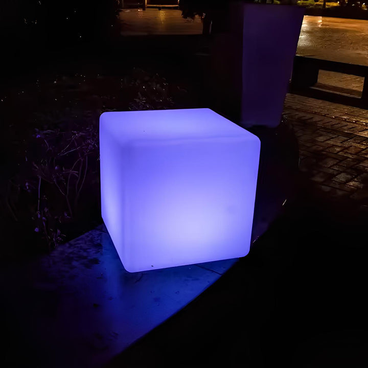 CubeAura Light - Creative cubic garden lamp | Noxord