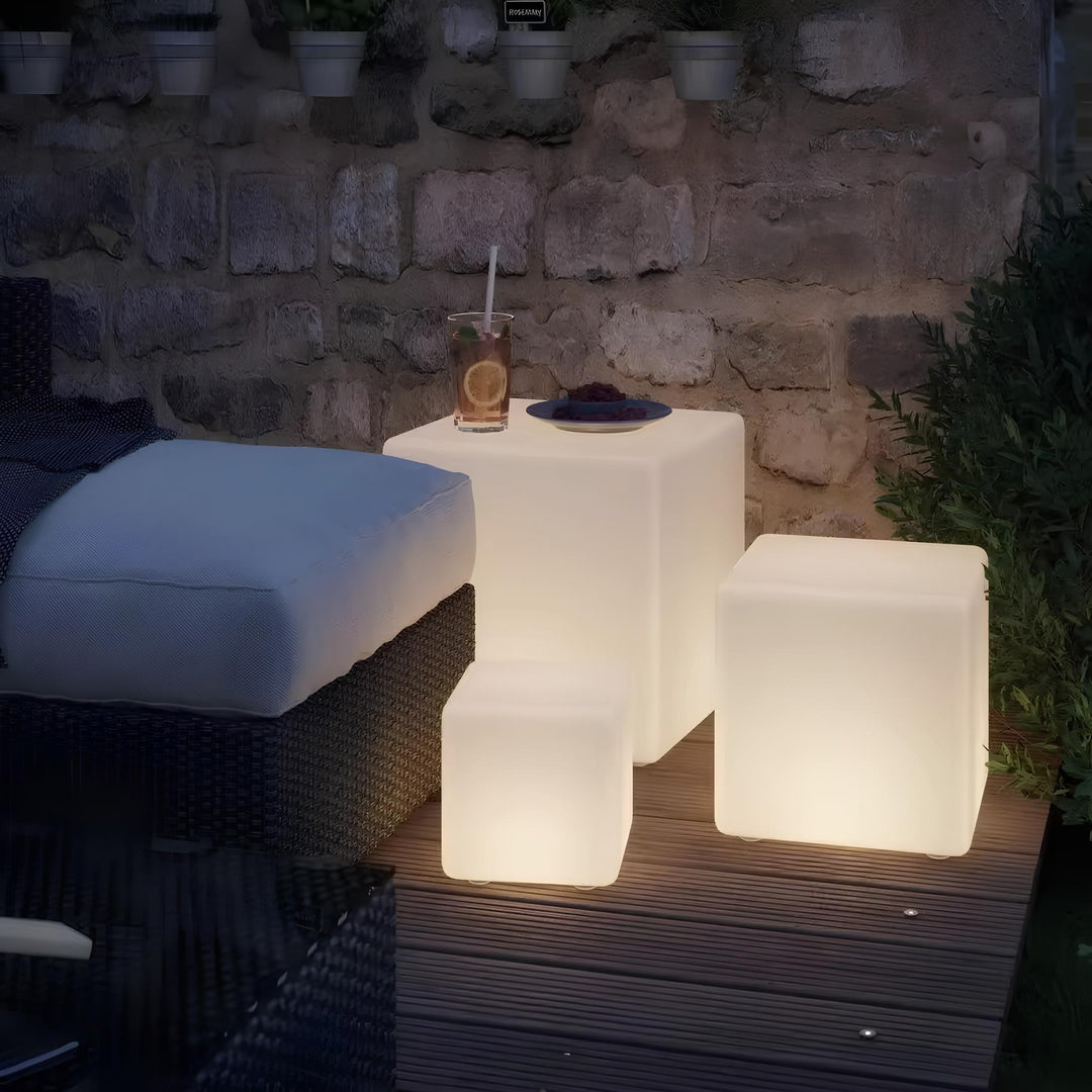 CubeAura Light - Creative cubic garden lamp | Noxord