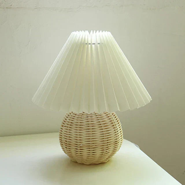 Kalsten | Luminous Heritage: Vintage Table Lamp with Pleated Shade – Elegant Antique Retro Nightstand Lighting Solutions