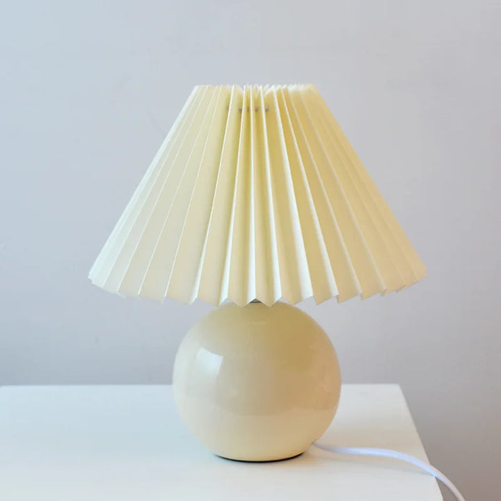 Kalsten | Luminous Heritage: Vintage Table Lamp with Pleated Shade – Elegant Antique Retro Nightstand Lighting Solutions