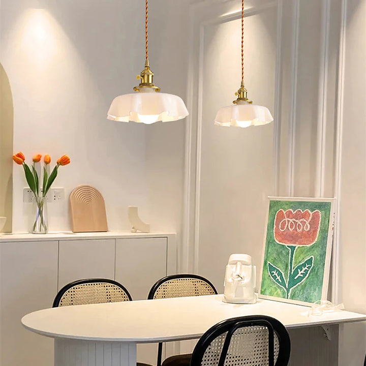 Modern Romantic Small Glass Ribbon Edge Pendant Light For Living Room | Kalsten