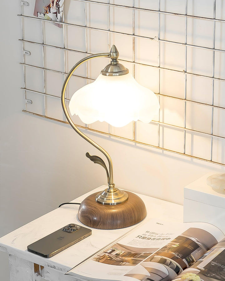 Vintage Laiton Desk lamp Table Lamp | Kalsten