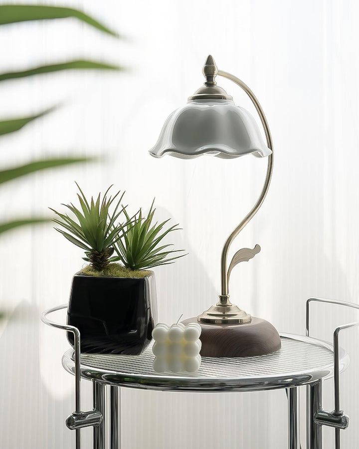 Vintage Laiton Desk lamp Table Lamp | Kalsten