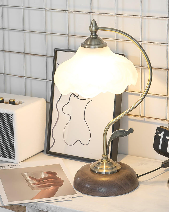 Vintage Laiton Desk lamp Table Lamp | Kalsten