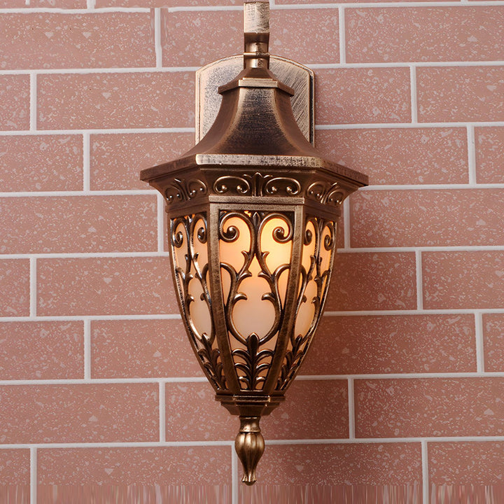 Outdoor Vintage Bronze Wall Light 1-light Wall-Mount Lantern | Kalsten