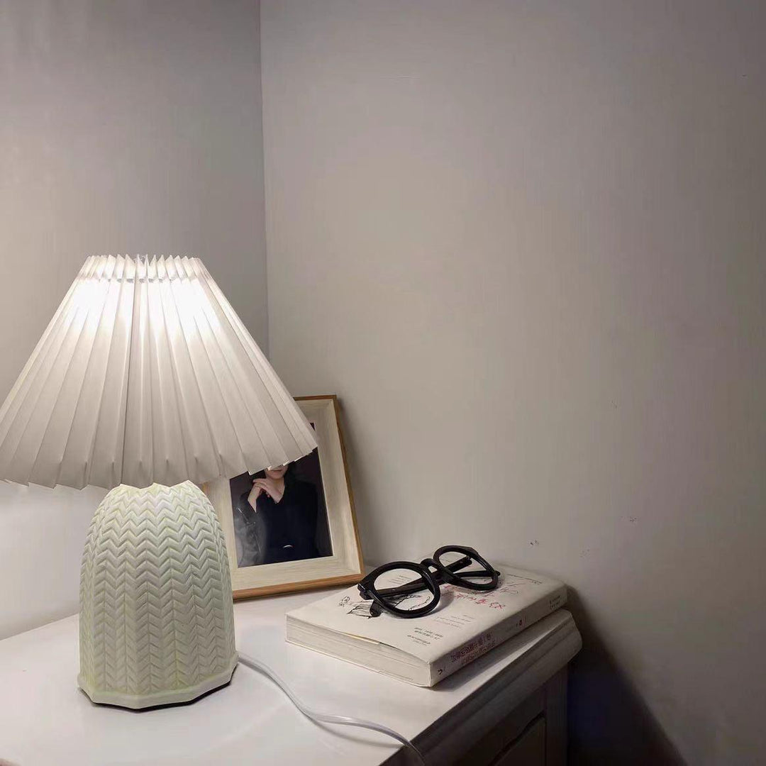 Vintage Pleated Desk lamp Table Lamp | Kalsten