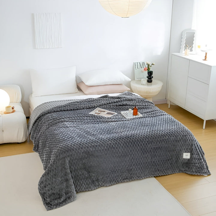 WarmHaven blanket - Luxury Microfleece Blanket for Ultimate Comfort and Style Noxord