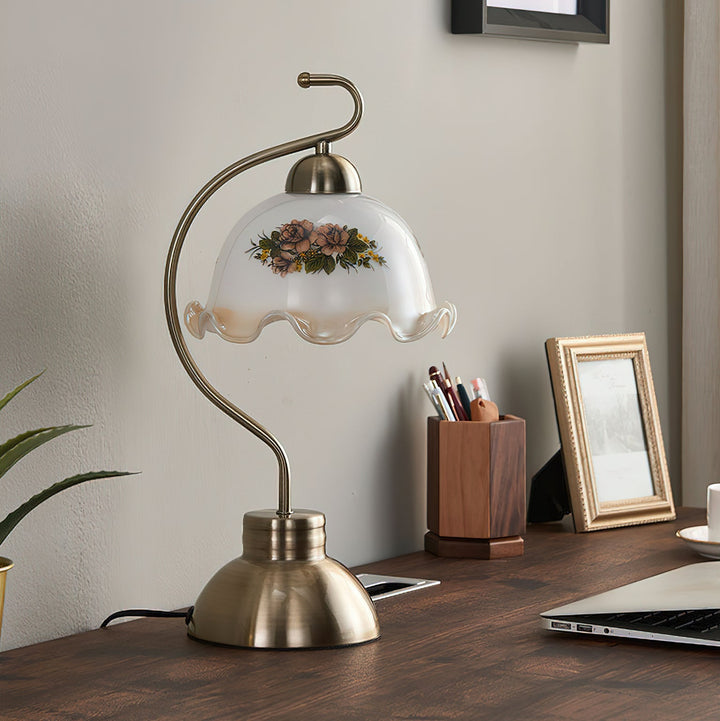 Wythe Table Lamp | Kalsten
