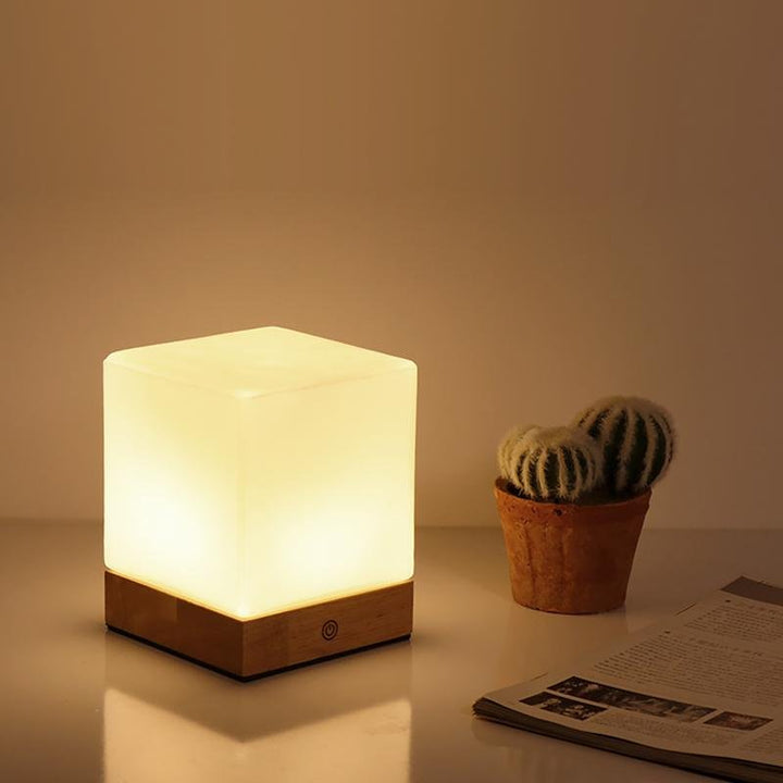 GlowCube Wireless LED Table Lamp – Modern and Energy Efficient Noxord