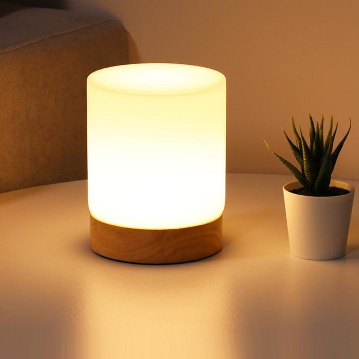 Minimalistic table lamp with touch function and 360° lighting | Kalsten