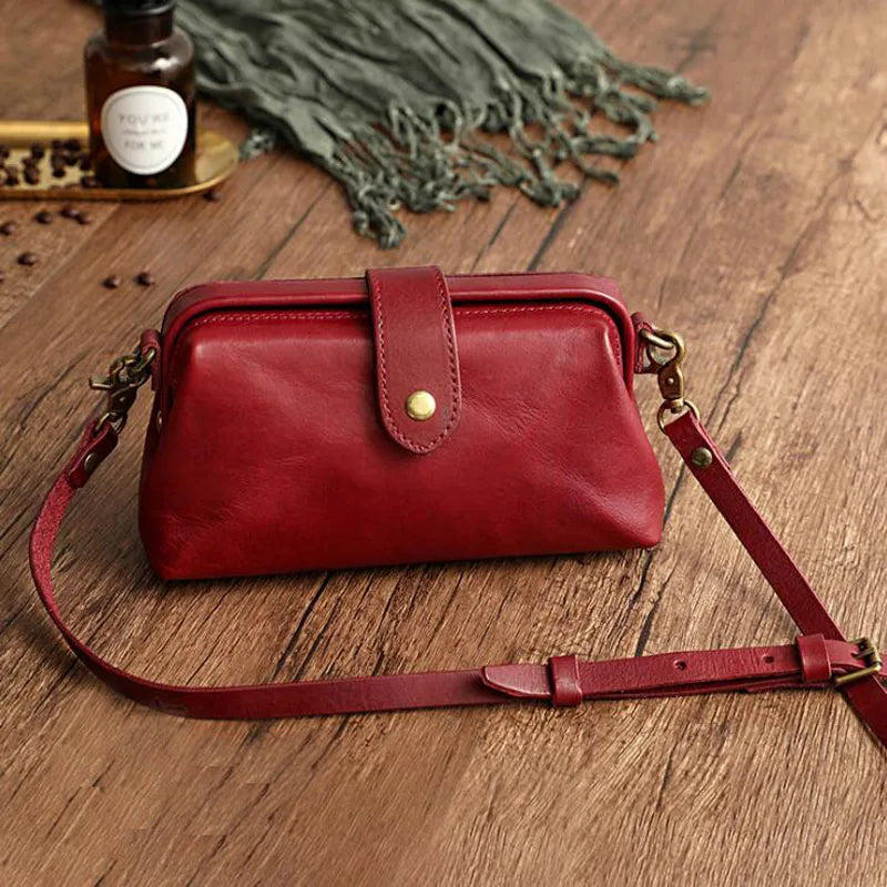 Norvella Shoulder Bag of Structured Imitation Leather for Women | Kalsten