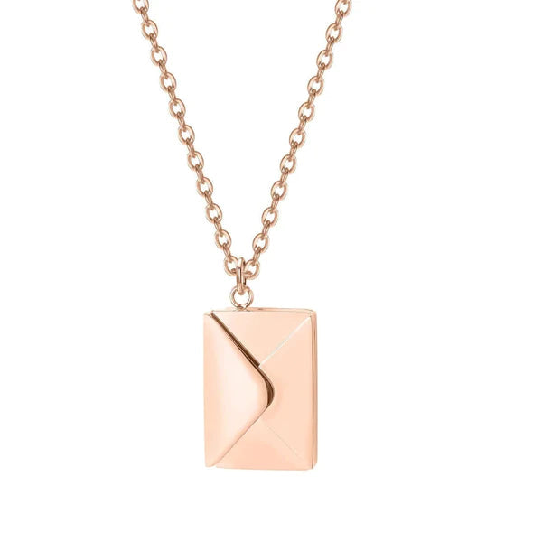 Love Chain - Loving letter necklace for your loved one Noxord