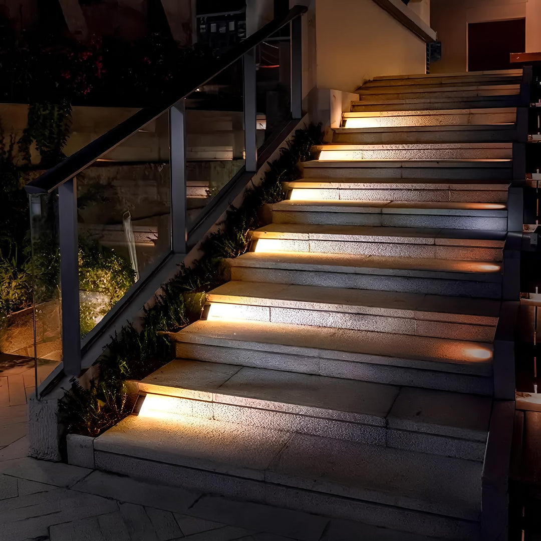 Solar-Powered Stair Lighting - SoluStep | Kalsten