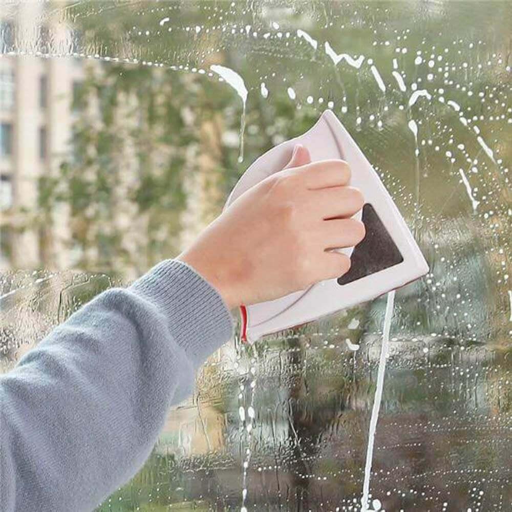 SwipeClean Magnetic Window Cleaner | Kalsten